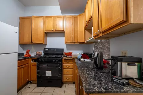 Kitchen - 6830 S Langley Ave, Chicago, IL 60637 photo 1 of 1