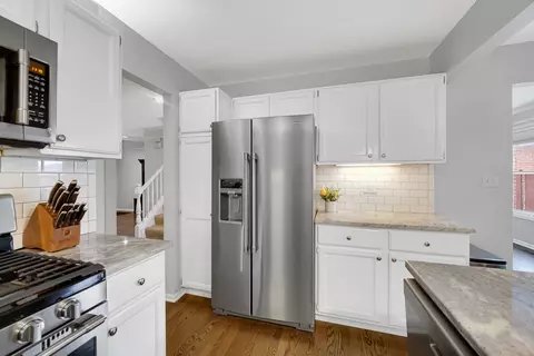 Kitchen - 9054 Forestview Rd, Evanston, IL 60203 photo 4 of 5