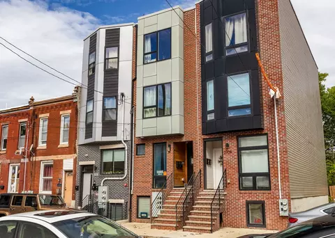 2711 W Jefferson St #2, Philadelphia, PA 19121
