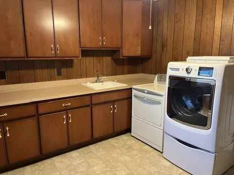 Other - 207 Illini Dr, Minooka, IL 60447 photo 1 of 2