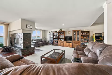 Living - 23102 Lacroix Ln, Plainfield, IL 60544 photo 4 of 4