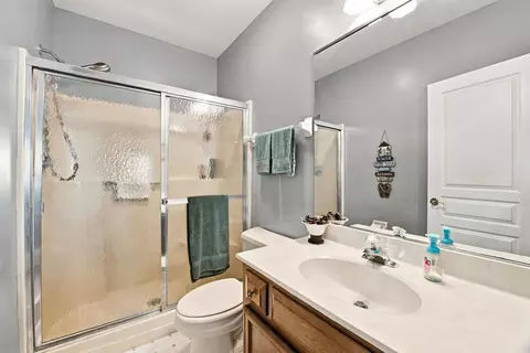 Bath - 23102 Lacroix Ln, Plainfield, IL 60544 photo 5 of 5