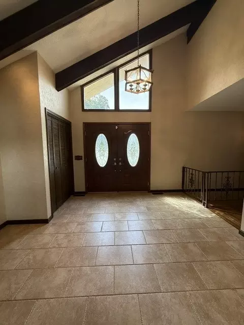 Entry Way - 312 S Hershey Rd, Bloomington, IL 61704 photo 3 of 5