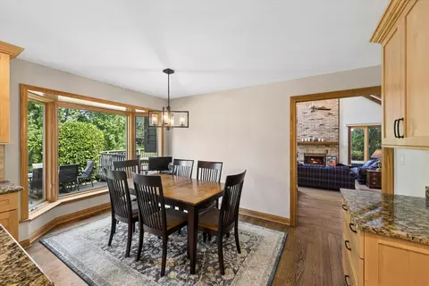 Dining - 453 81st St, Burr Ridge, IL 60527 photo 1 of 3