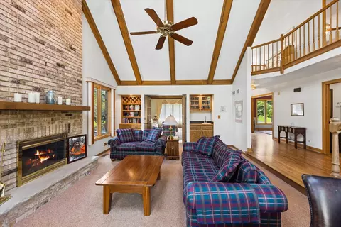 Living - 453 81st St, Burr Ridge, IL 60527 photo 3 of 3