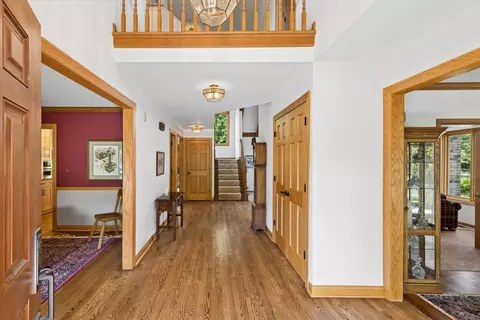 Entry Way - 453 81st St, Burr Ridge, IL 60527 photo 1 of 6