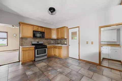 Kitchen - 100 5th St, Sherrard, IL 61281 photo 1 of 3