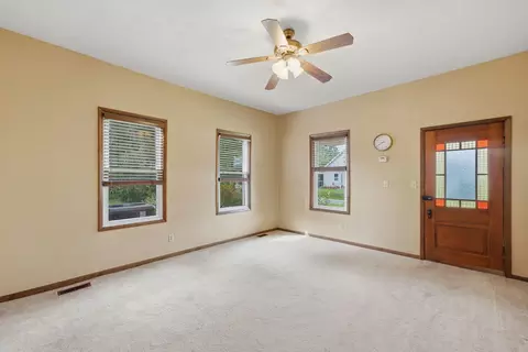 Living - 100 5th St, Sherrard, IL 61281 photo 1 of 4
