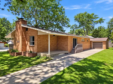 Other - 402 E 19th St, Sterling, IL 61081 photo 2 of 6