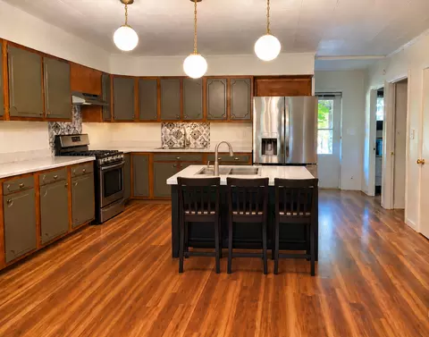 Kitchen - 402 E 19th St, Sterling, IL 61081 photo 2 of 3