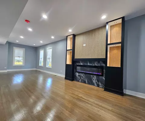 Living - 234 W 105th Pl, Chicago, IL 60628 photo 2 of 6