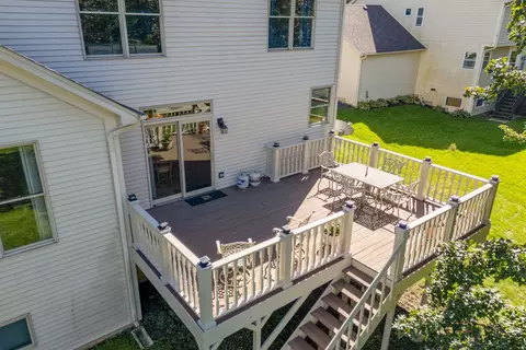Exterior - 1490 Pheasant Trail Ct, Hoffman Estates, IL 60192 photo 2 of 9