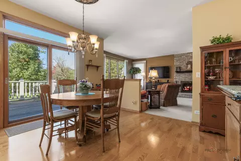 Dining - 1490 Pheasant Trail Ct, Hoffman Estates, IL 60192 photo 1 of 1