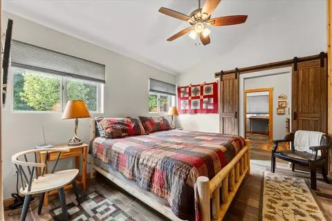 Bedroom - 7302 River Rd, Iuka, IL 62849 photo 1 of 3