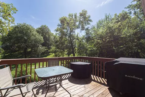 Exterior - 31 Park Ave, Park View, IA 52748 photo 2 of 5