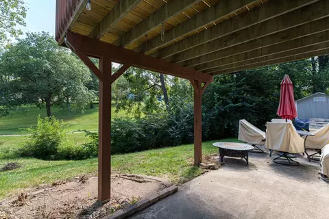 Exterior - 31 Park Ave, Park View, IA 52748 photo 3 of 5