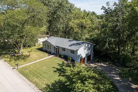View/Area - 31 Park Ave, Park View, IA 52748 photo 1 of 3
