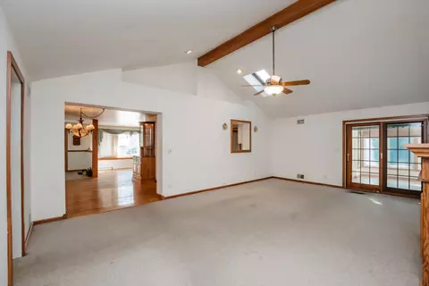 Living - 3843 Springdale Ave, Glenview, IL 60025 photo 3 of 8
