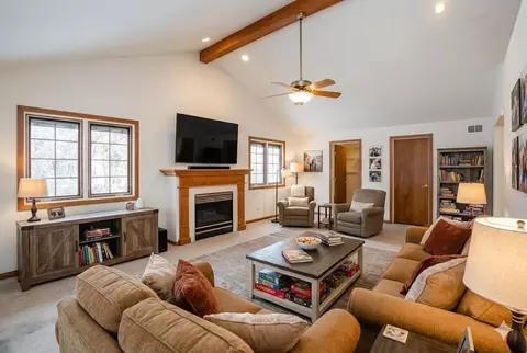 Living - 3843 Springdale Ave, Glenview, IL 60025 photo 1 of 8