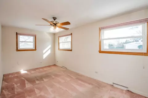 Bedroom - 3843 Springdale Ave, Glenview, IL 60025 photo 3 of 4