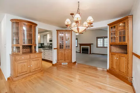 Other - 3843 Springdale Ave, Glenview, IL 60025 photo 2 of 9