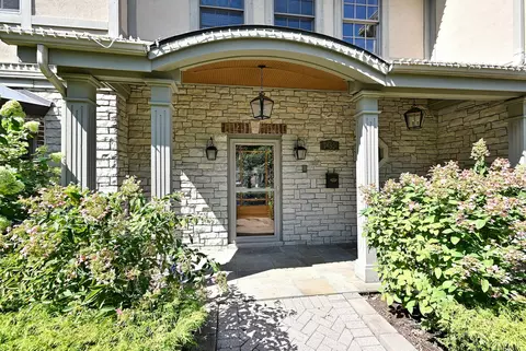 Exterior - 1430 Park Ave, River Forest, IL 60305 photo 5 of 12