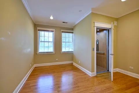 Bedroom - 1430 Park Ave, River Forest, IL 60305 photo 4 of 10