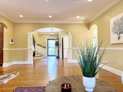 Entry Way - 1430 Park Ave, River Forest, IL 60305 photo 5 of 8