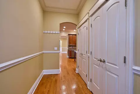 Entry Way - 1430 Park Ave, River Forest, IL 60305 photo 3 of 8