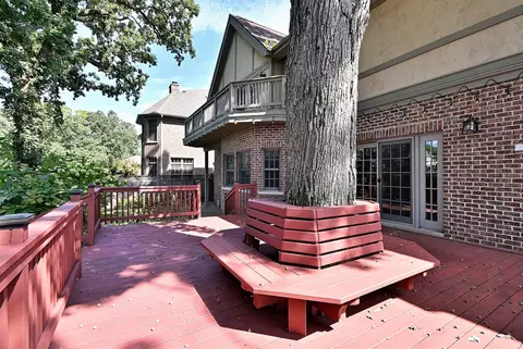 Exterior - 1430 Park Ave, River Forest, IL 60305 photo 9 of 12