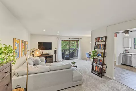 Living - 1774 Gloucester Ct #C, Wheaton, IL 60189 photo 1 of 3