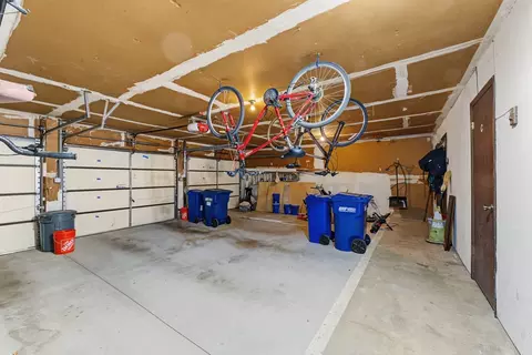 Exterior - 1774 Gloucester Ct #C, Wheaton, IL 60189 photo 4 of 8