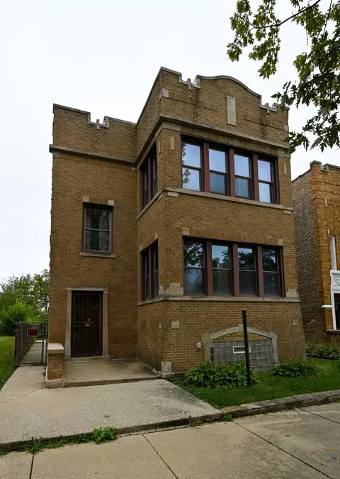 8507 S May St, Chicago, IL 60620