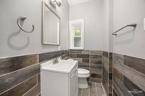 Bath - 2608 E 74th Pl, Chicago, IL 60649 photo 2 of 2