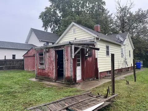 815 N Grace Ave, Kewanee, IL 61443 photo 3