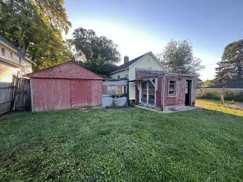 815 N Grace Ave, Kewanee, IL 61443 photo 4