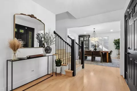 Entry Way - 1112 Colgate Ct, Naperville, IL 60565 photo 1 of 3