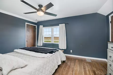 Bedroom - 250 W Frontage St, Sheldon, IL 60966 photo 2 of 4