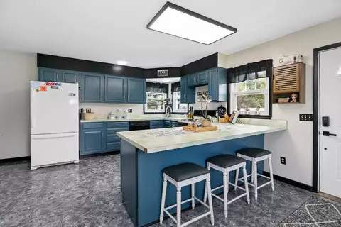 Kitchen - 250 W Frontage St, Sheldon, IL 60966 photo 2 of 3