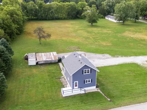 View/Area - 250 W Frontage St, Sheldon, IL 60966 photo 1 of 4