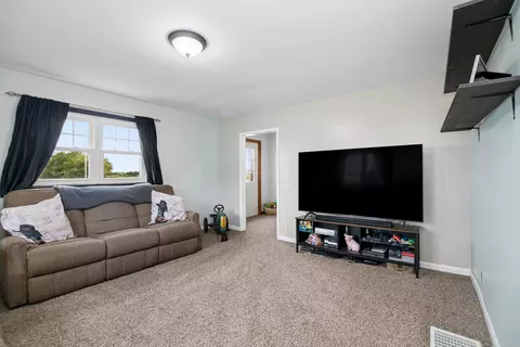 Other - 250 W Frontage St, Sheldon, IL 60966 photo 2 of 7