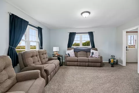 Living - 250 W Frontage St, Sheldon, IL 60966 photo 1 of 2