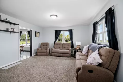 Living - 250 W Frontage St, Sheldon, IL 60966 photo 2 of 2