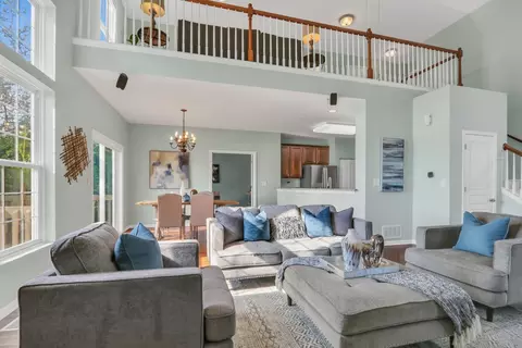 Living - 2833 Waterfront Ave, Algonquin, IL 60102 photo 5 of 6