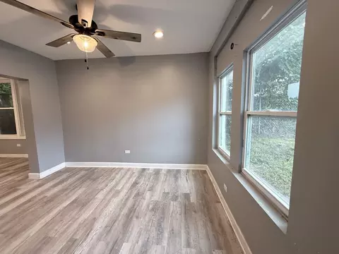 Living - 6835 S Champlain Ave, Chicago, IL 60637 photo 7 of 10