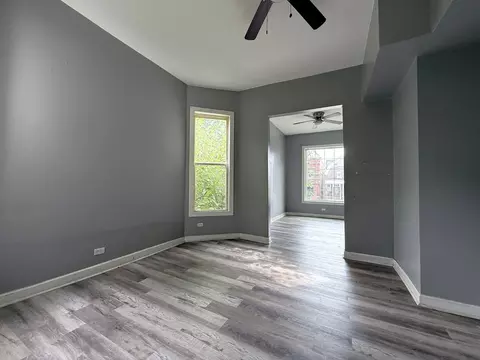 Living - 6835 S Champlain Ave, Chicago, IL 60637 photo 5 of 10