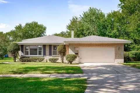 1038 S Sunset Ave, Elmhurst, IL 60126