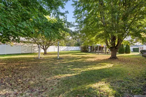 Exterior - 280 S Plum St, Bement, IL 61813 photo 9 of 9