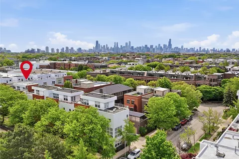 View/Area - Undisclosed, Chicago, IL 60657 photo 1 of 2