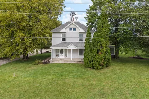 28525 94th Ave N, Hillsdale, IL 61257